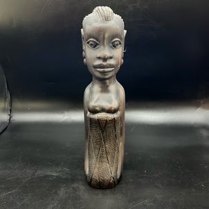 IRONWOOD LADY WITH PAPOOSE